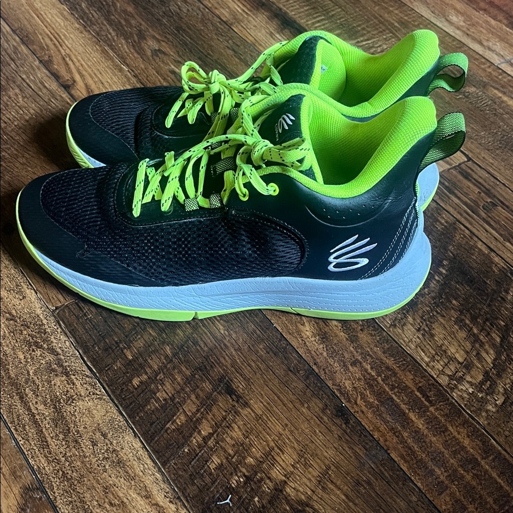 Under Armour Black and Neon Green Athletic Shoes (Stephen Curry 8’s)